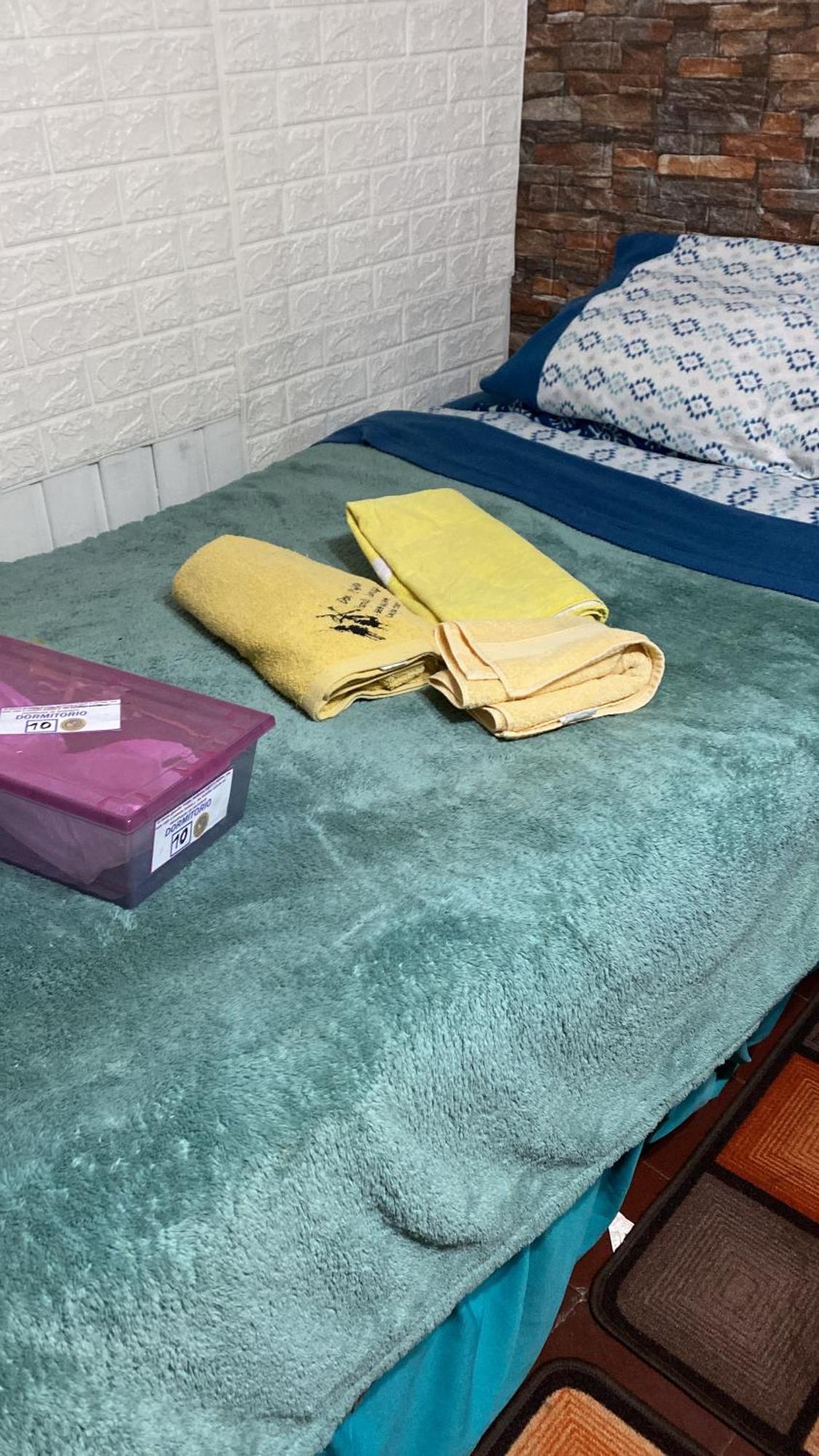 Don Quijote Family Homestay Pensión *